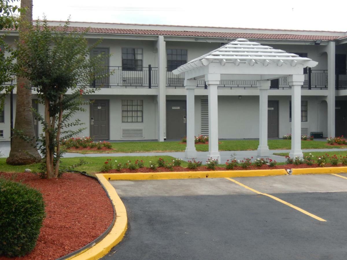 Studio 6-Houston, Tx - Intercontinental Airport South Exterior photo